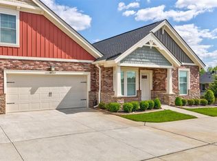 4466 Springhill Dr, Owensboro, KY 42303