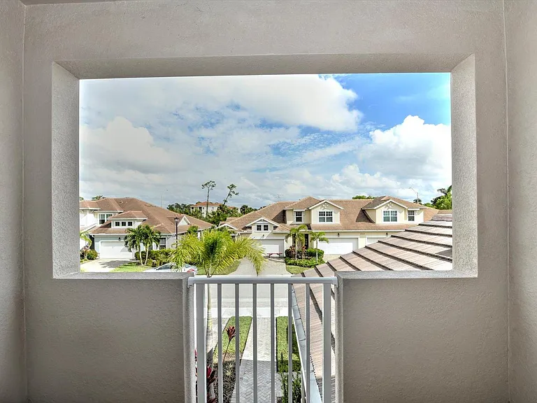 4713 Arboretum Cir #202 — Photo 23