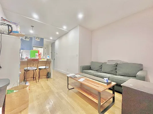 Rented by Doorway NYC, LLC | media 24