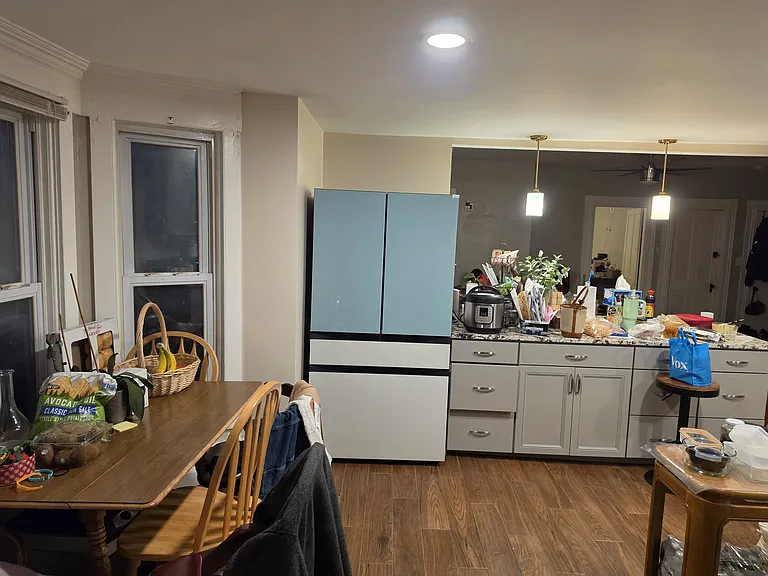 28 Burbank St #1 — Photo 8