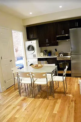 Rented by Living New York | media 13