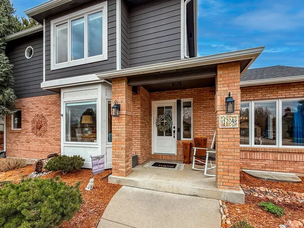 1204 Twin Peaks Cir, Longmont, CO 80503