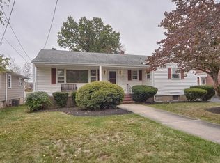 215 Frelinghuysen Ave, Raritan, NJ 08869