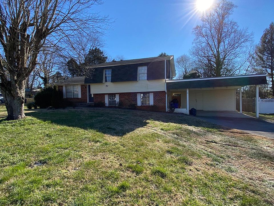1st image of 3105 Lilac Dr NW