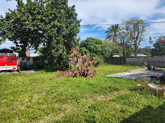 2nd image of 3245 NW 100th St