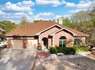 4 Dunedin Cir, Bella Vista, AR 72715