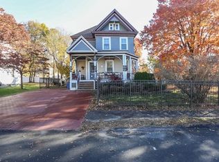 46 Stonington St, North Andover, MA 01845