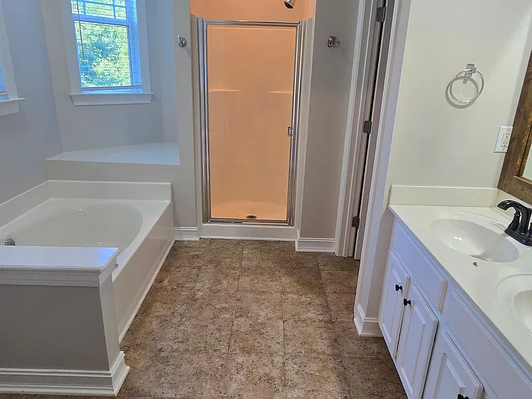 18813 Coachmans Trce — Photo 17