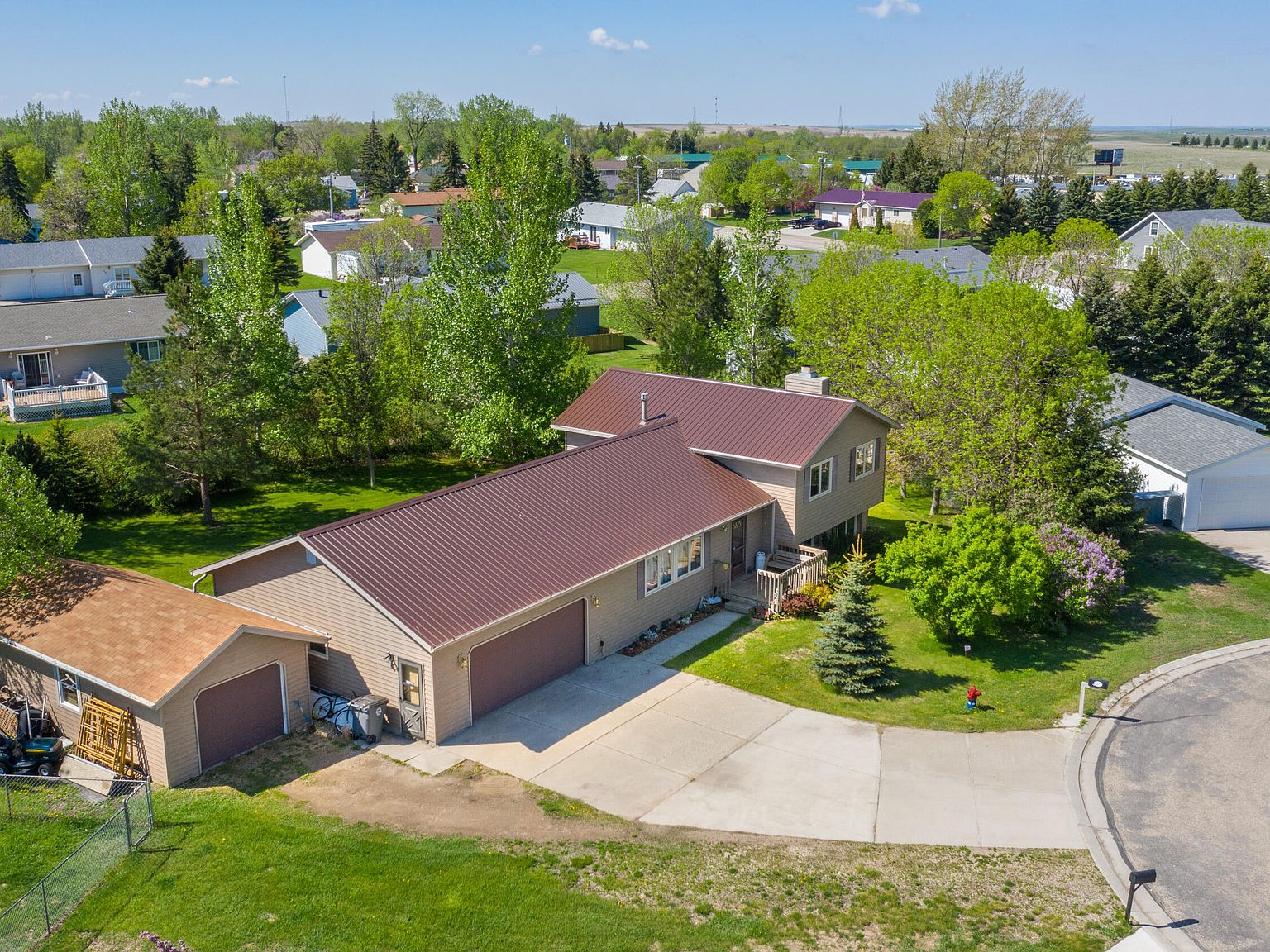 619 High Park Dr N, Wilton, ND 58579 Zillow
