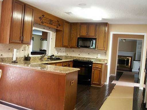 3rd image of 3046 Bristlewood Ln NW