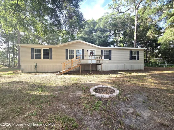 18314 Deason Dr, Spring Hill, FL 34610