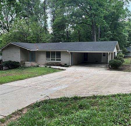 2nd image of 2321 Lavista Woods Dr
