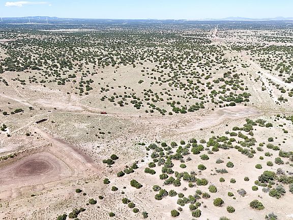 4th image of 936001 Latigo Rd #2