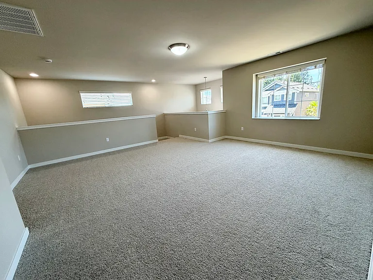 9229 5th Dr SE — Photo 6