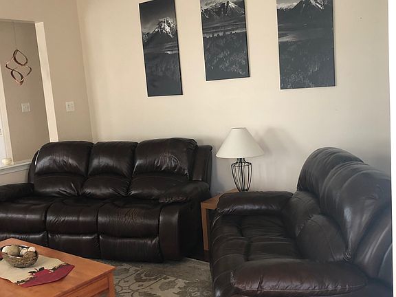 TV/Family room