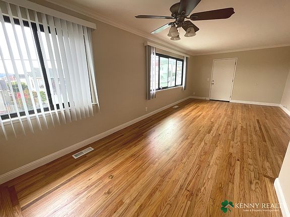 4th image of 8 Maple Ave APT 6