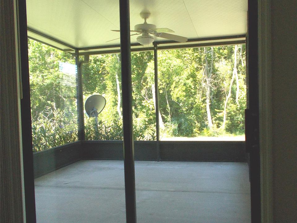 Large Screened Porch