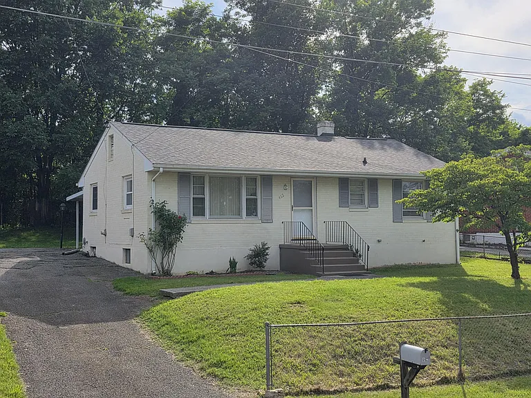 462 Frances Dr NW — Photo 2