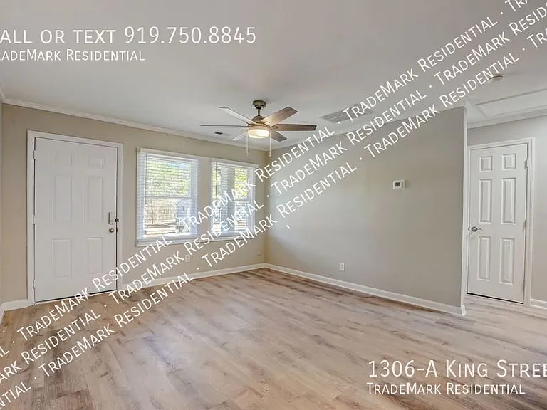 1306A King St — Photo 11