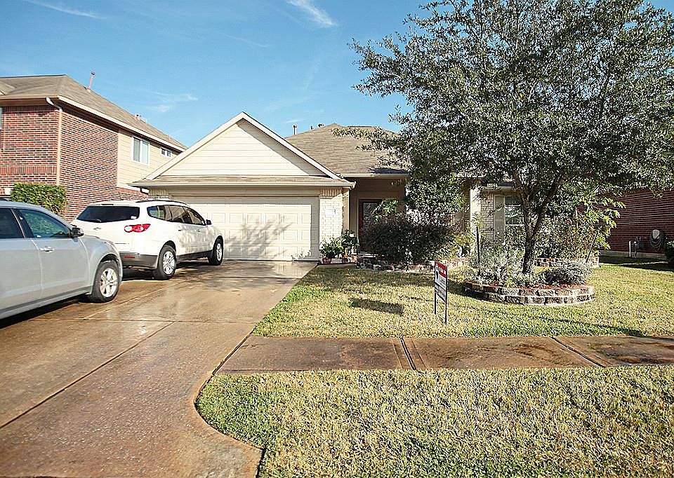 1st image of 12618 Cannonwood Ln