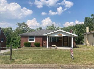 31 Overhill Dr, Monessen, PA 15062