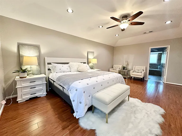 2514 Nantucket Dr #C — Photo 13