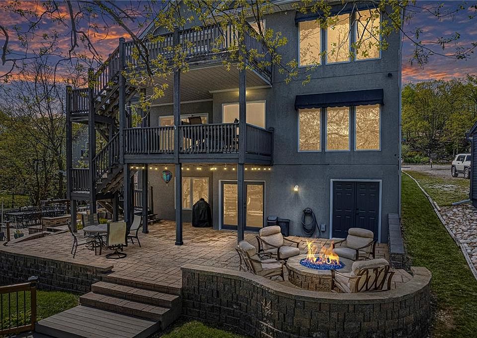 1st image of 40 N St