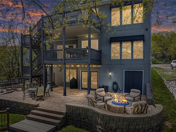 40 N St, Lake Lotawana, MO 64086