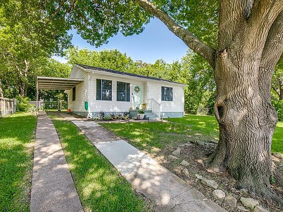 3rd image of 526 Wildwood Dr