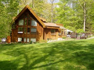 81 E Mountain Rd S, Cold Spring, NY 10516