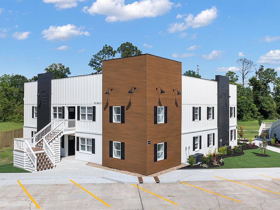 1st image of 270 Bruce Cir #11193825