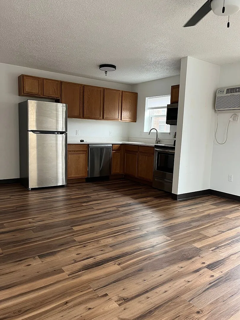 Rosepoint Apartments — Photo 1