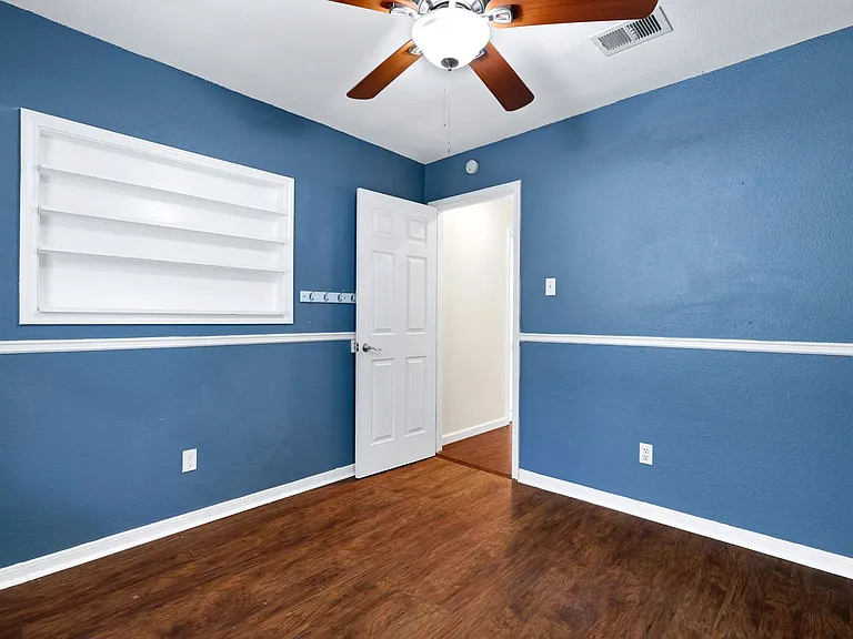 8615 Timber Ldg — Photo 19