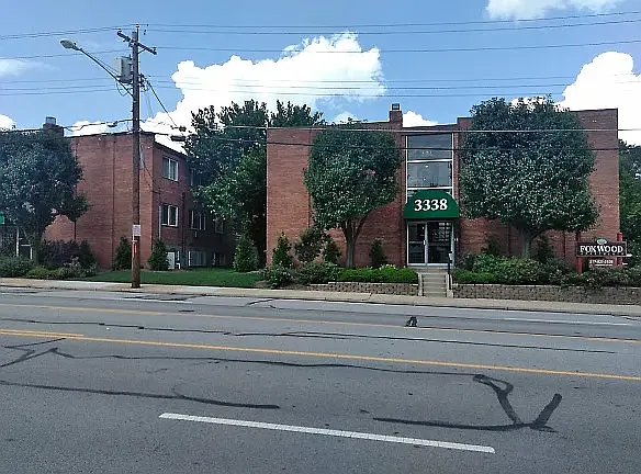 Foxwood Apartments — Photo 2