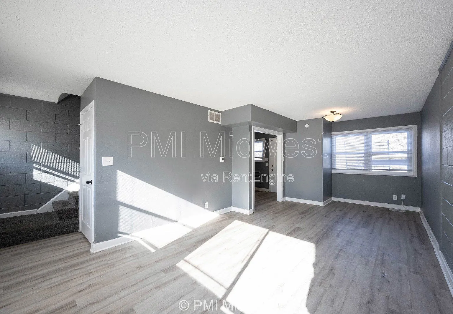 2 bed, 1.0 bath, 900 sqft, $949 — Photo 4