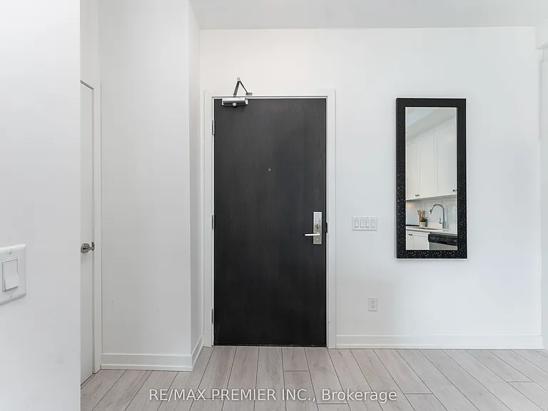 55 Duke St W #310 — Photo 13