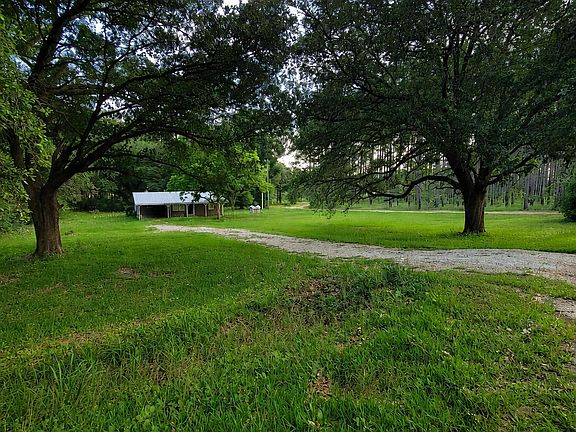 2nd image of 2203 Cooks Corner Rd