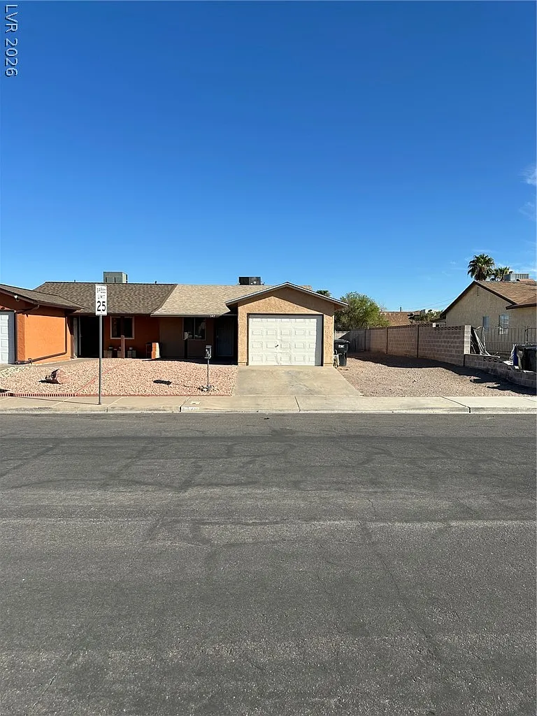 2 bed, 2.0 bath, 937 sqft, $1,296 — Photo 1