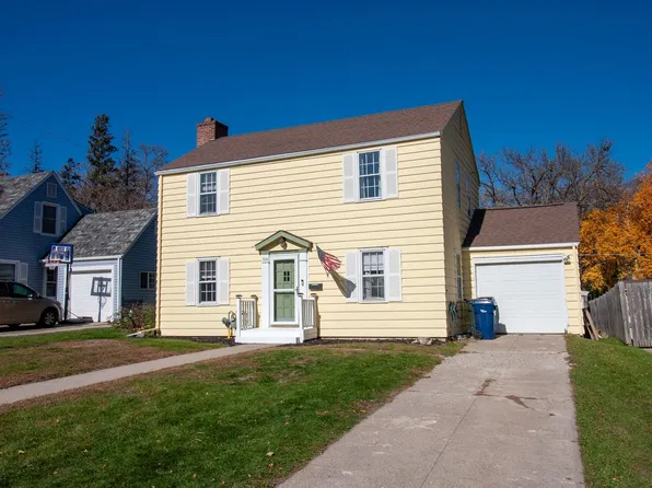 924 W Cavour Ave, Fergus Falls, MN 56537