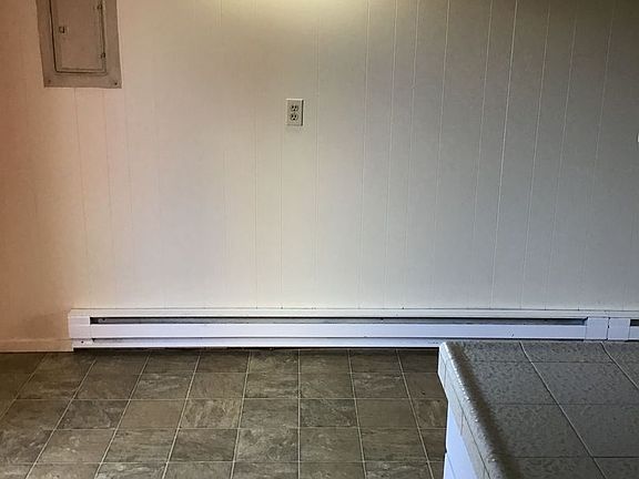 2nd image of 1417-1443 NW Highland Dr #Hgh-1433