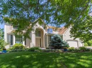 3440 Zircon Ln N, Plymouth, MN 55447