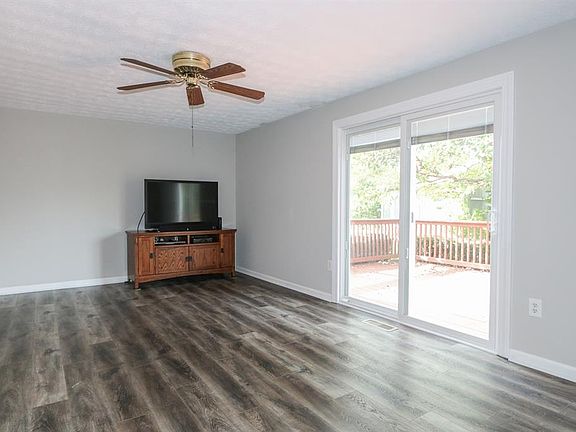 5th image of 1127 Nouvelle Dr