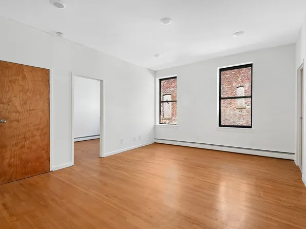 291 Martense Street image 4 of 8