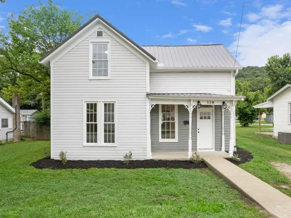 320 Center St, Ripley, OH 45167