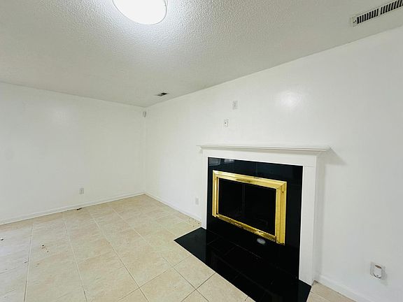 2nd image of 2828 Silkstream Ln #1