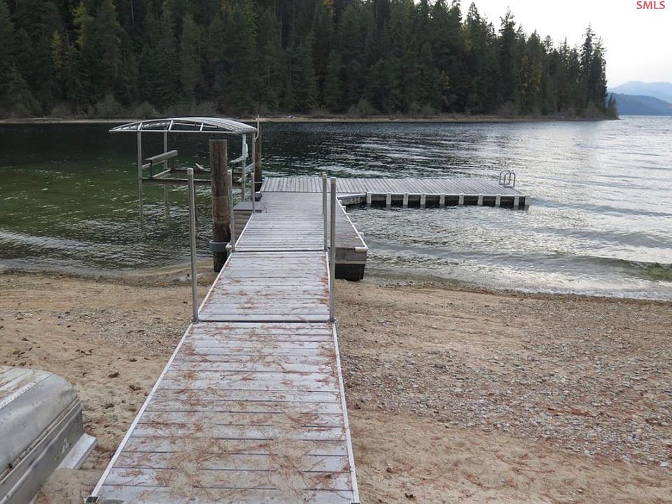 2nd image of 395 Eight Mile Rd