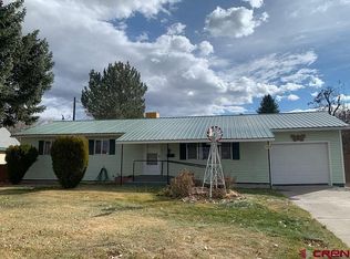 620 N 5th St, Montrose, CO 81401