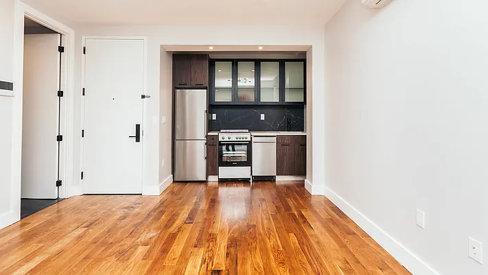 Rented by Nooklyn NYC LLC | media 1