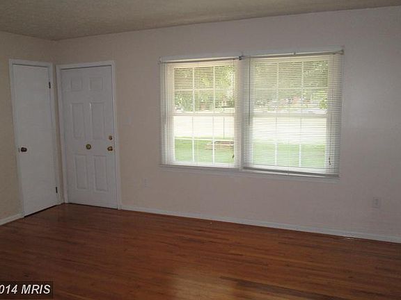 4th image of 121 Greenwood Ave