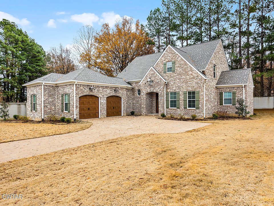 1st image of 1 Stonebrook Pl